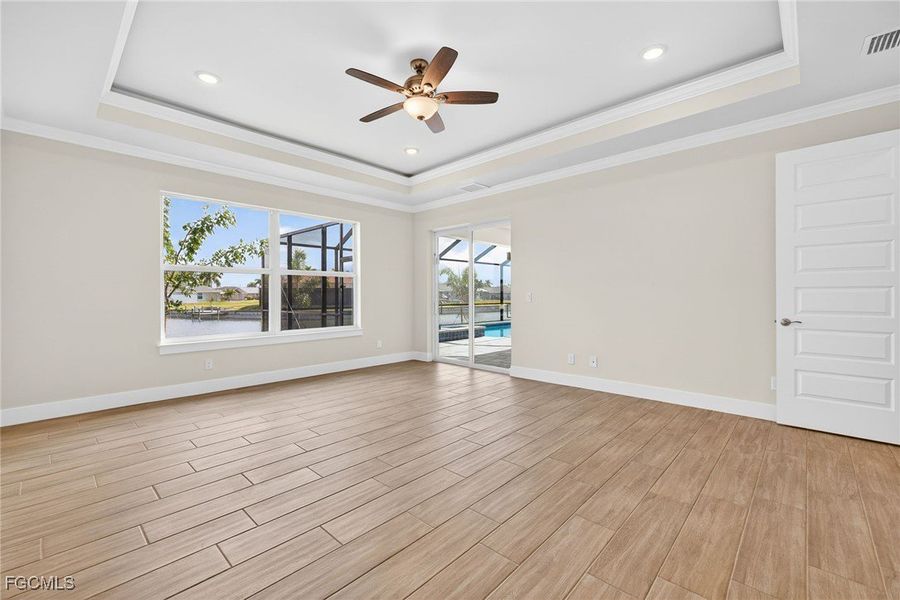 Spacious, unfurnished interior of a new home in Cape Coral, Cape Coral (Image 34). Spacious, unfurnished interior of a new home in Cape Coral, Cape Coral (Image 34).