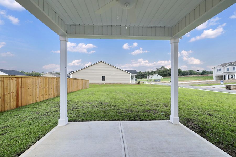 Exterior details and patio area of a home in Jordan Grove, Conway (Image 27).