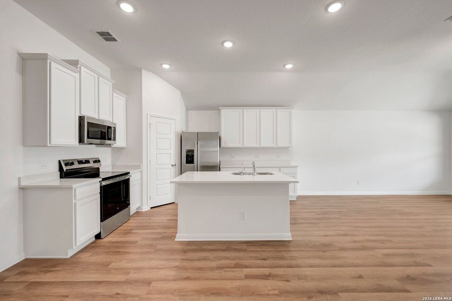 Furnished interior view inside a new home in Greenspoint Heights, Seguin (Image 8).
