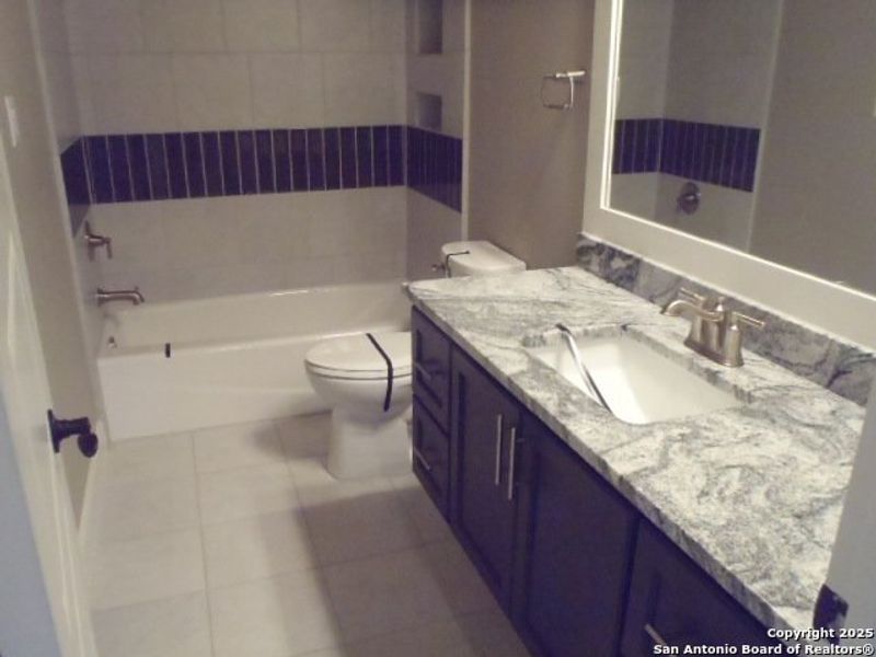 Furnished interior view inside a new home in , New Braunfels (Image 29). Furnished interior view inside a new home in , New Braunfels (Image 29).