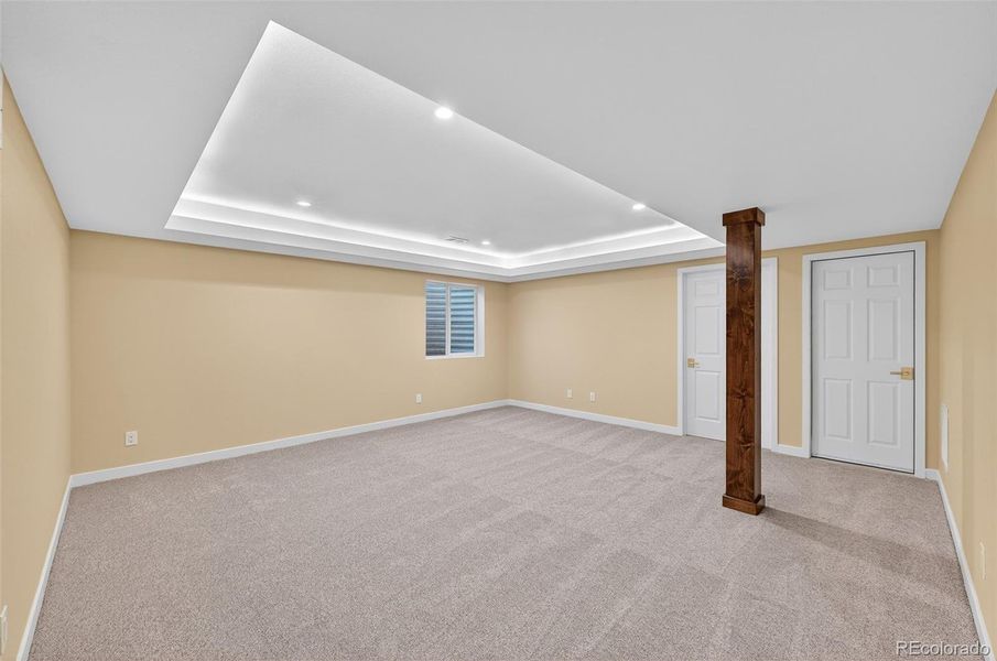 Spacious, unfurnished interior of a new home in , Aurora (Image 33).