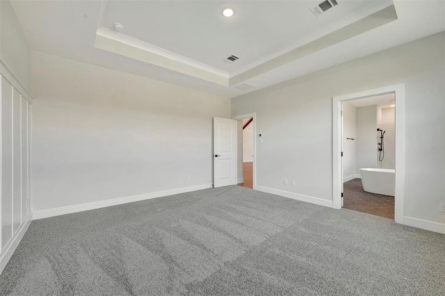 Spacious, unfurnished interior of a new home in Elevon, Lavon (Image 16).