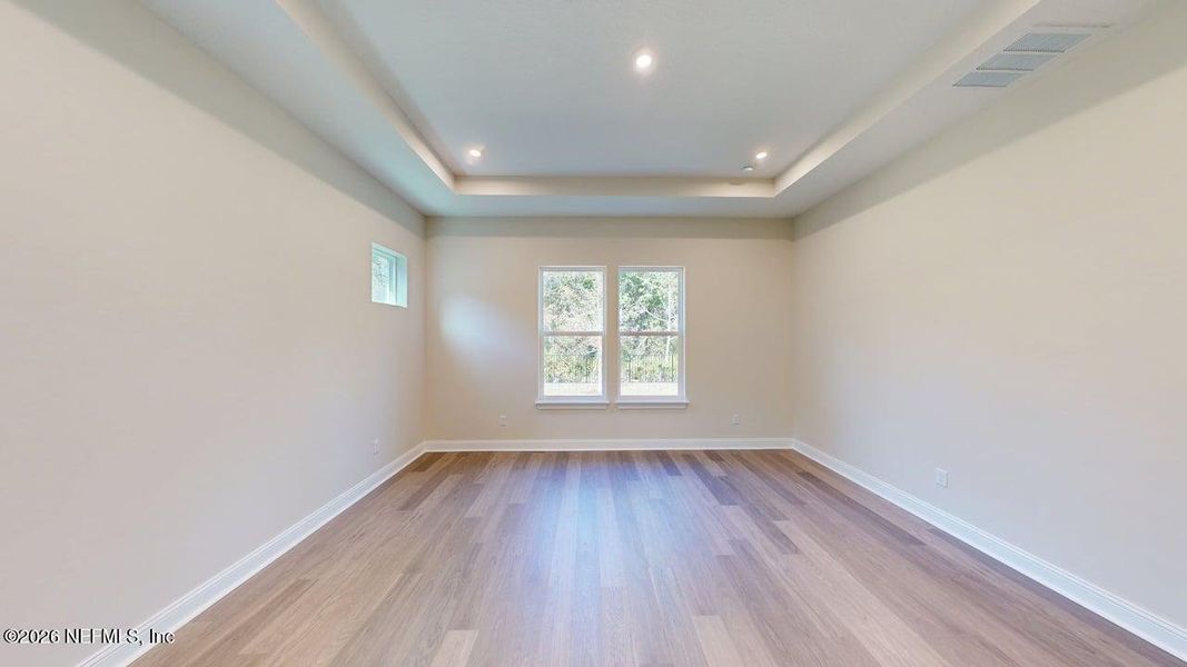 Spacious, unfurnished interior of a new home in RiverTown, St. Johns (Image 10).