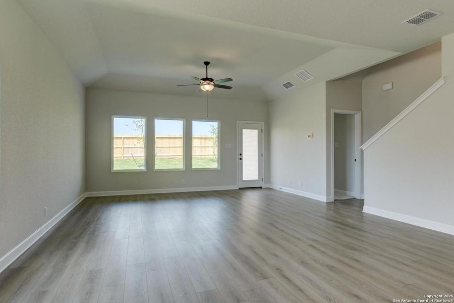 Spacious, unfurnished interior of a new home in Arcadia Ridge, San Antonio (Image 24). Spacious, unfurnished interior of a new home in Arcadia Ridge, San Antonio (Image 24).