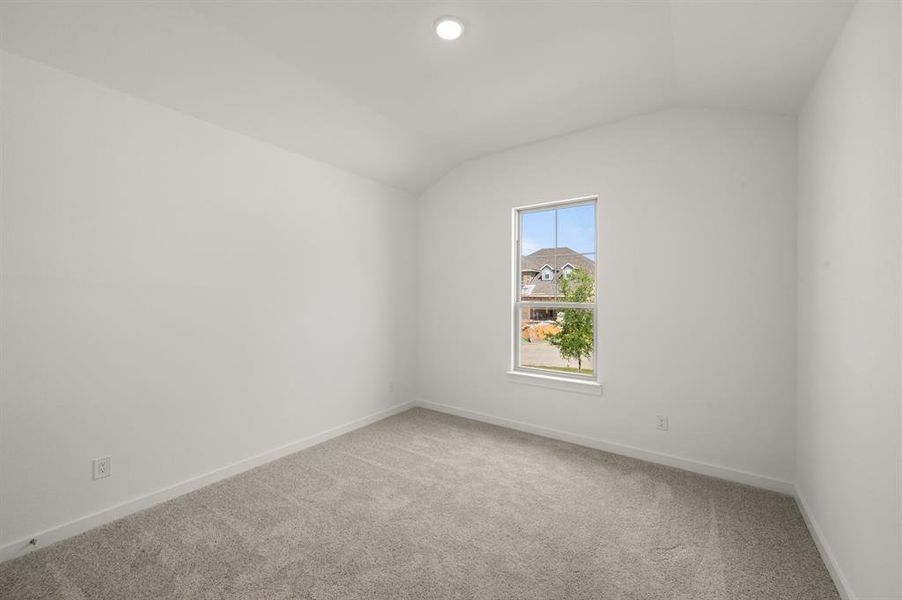 6921 Freight Train- Bedroom-1