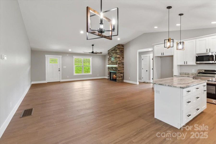 Image 38 of a home in .