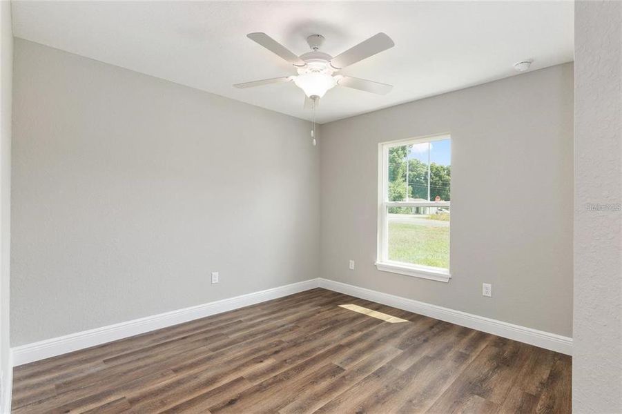 Spacious, unfurnished interior of a new home in , Ocala (Image 39).