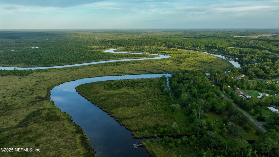 Natural landscape and outdoor views near Tributary in Yulee (Image 20).