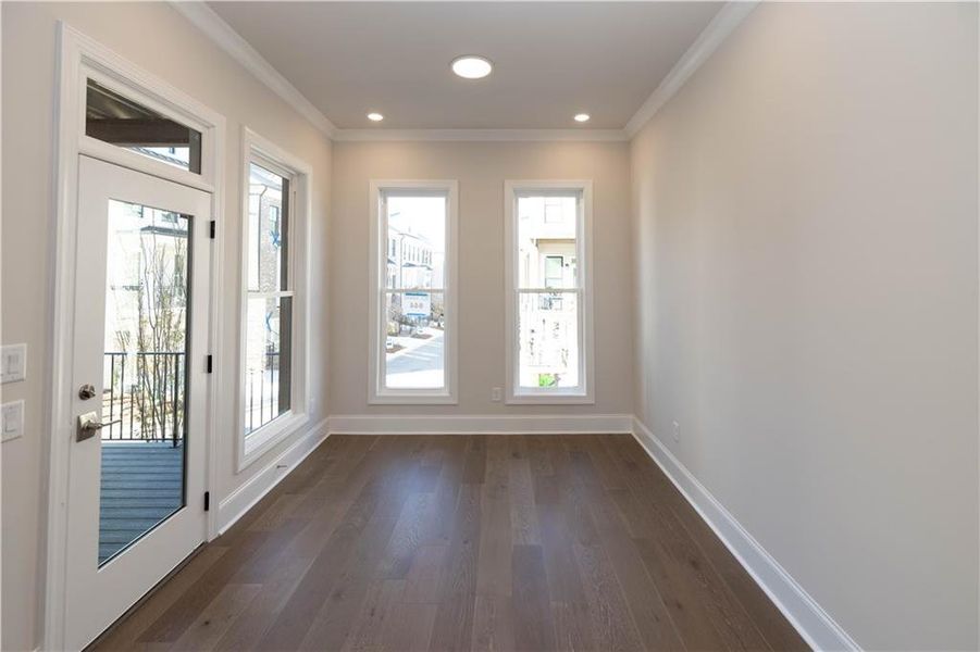 Spacious, unfurnished interior of a new home in Byers Park, Alpharetta (Image 41).