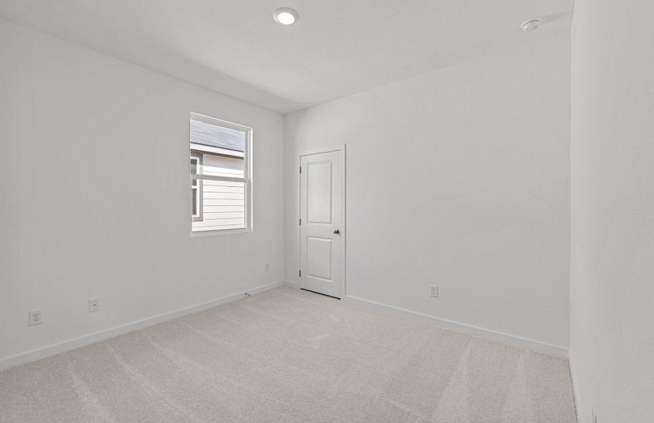 Spacious, unfurnished interior of a new home in Alto, San Marcos (Image 24).