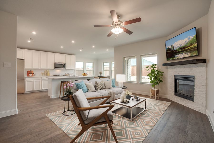 Representative furnished interior of a home built from the Magnolia by Beazer Homes in Goodland: Overlook 60', Midlothian (Image 8).