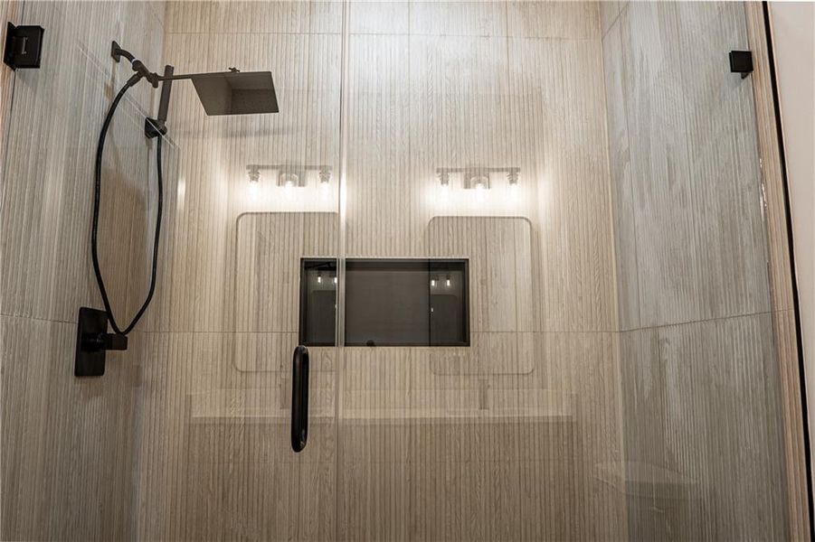 Image 33 of a home in .