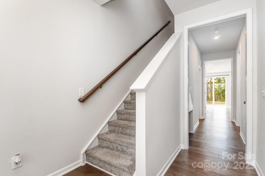 Spacious, unfurnished interior of a new home in , Charlotte (Image 14).