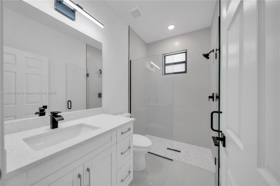 Furnished interior view inside a new home in , Lehigh Acres (Image 9).