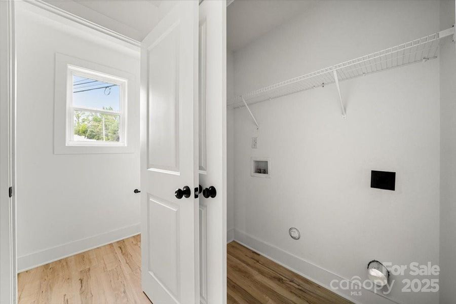 Image 39 of a home in .