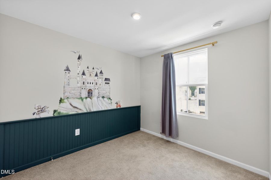 06_424_Emerald_Shire_Wy-Living_room-1158 06_424_Emerald_Shire_Wy-Living_room-1158