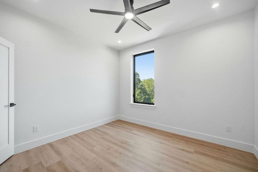 Spacious, unfurnished interior of a new home in , Dallas (Image 21).