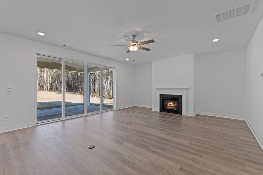 Representative unfurnished interior of a home built from the The Hampton by RobuckHomes in Baylee Ridge, Selma (Image 94). Representative unfurnished interior of a home built from the The Hampton by RobuckHomes in Baylee Ridge, Selma (Image 94).