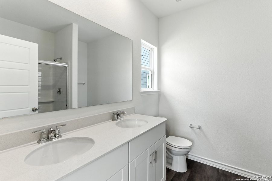 Furnished interior view inside a new home in The Overlook at Creekside, New Braunfels (Image 7). Furnished interior view inside a new home in The Overlook at Creekside, New Braunfels (Image 7).