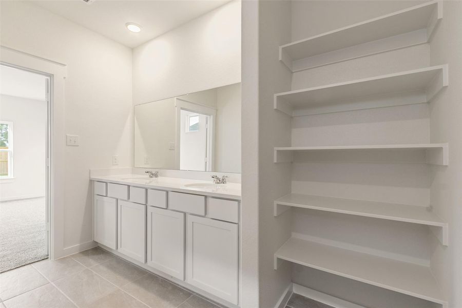 Furnished interior view inside a new home in Cielo, Conroe (Image 5). Furnished interior view inside a new home in Cielo, Conroe (Image 5).