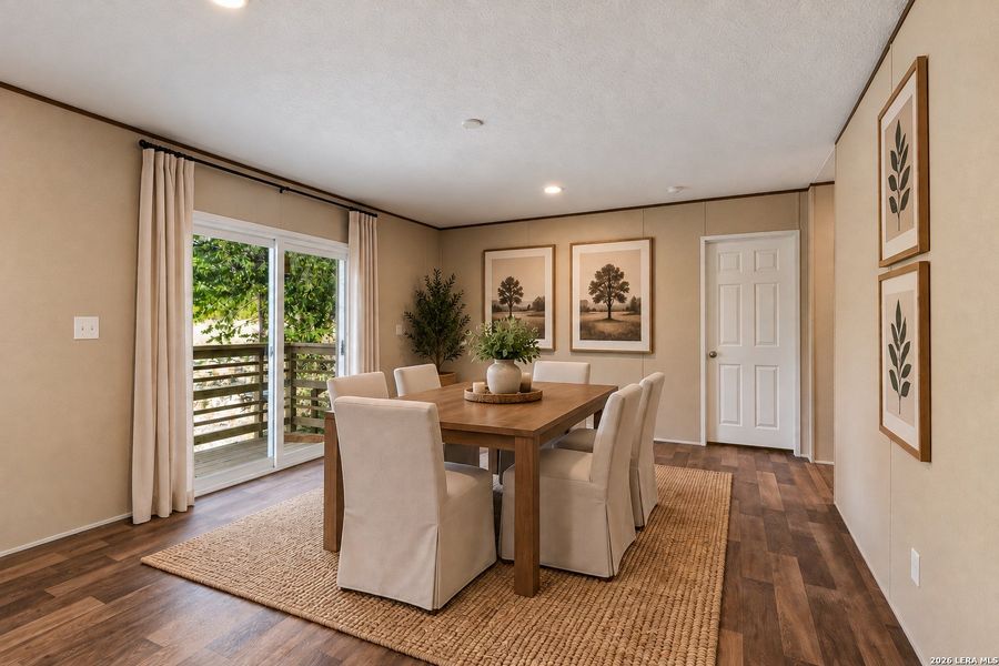 Furnished interior view inside a new home in , Hondo (Image 9).