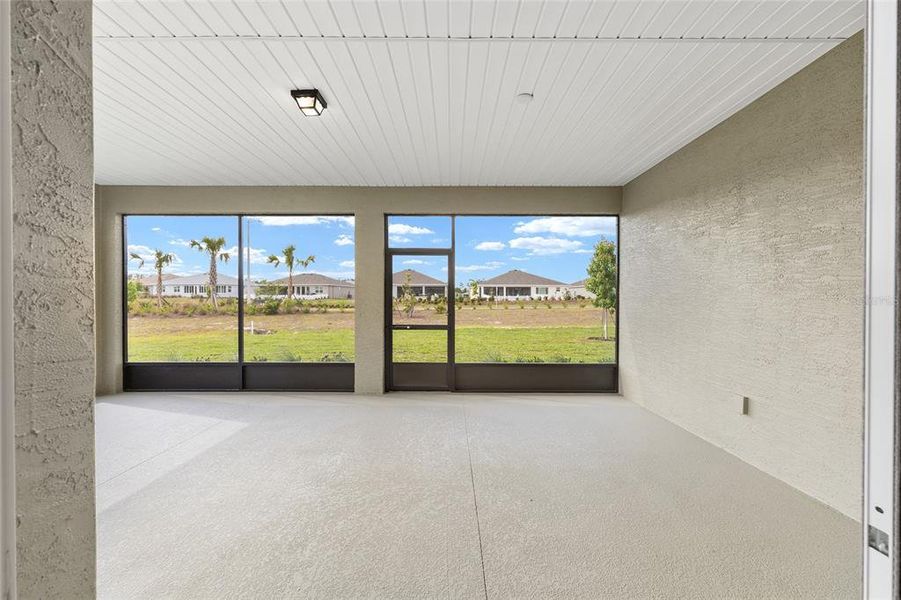 Exterior details and patio area of a home in , Ocala (Image 21).