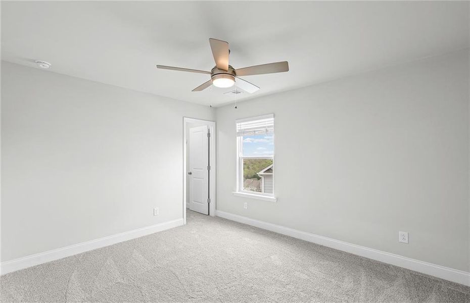 Spacious, unfurnished interior of a new home in Sierra Creek, Hoschton (Image 23).