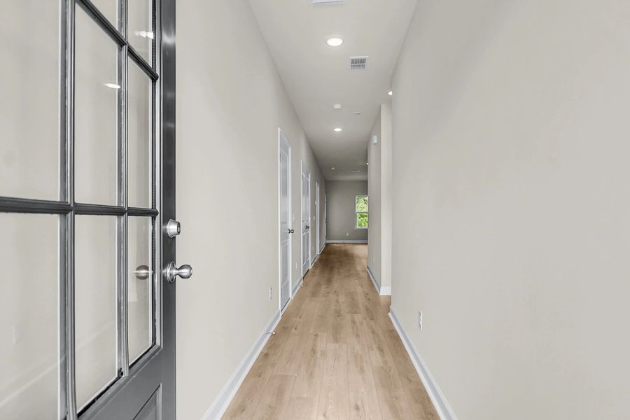 Similar Palmetto floorplan with Serene Collection for inspiration - features may vary