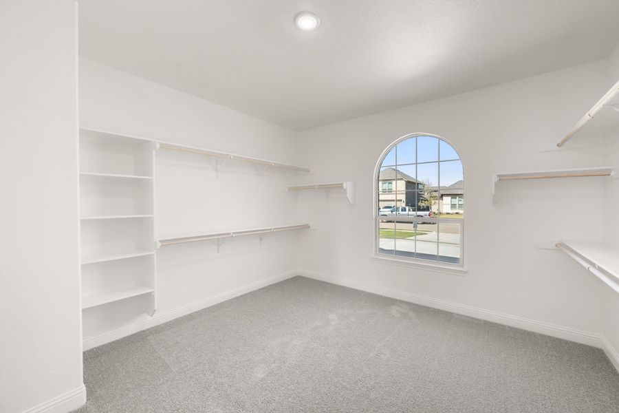 Spacious, unfurnished interior of a new home in Abe’s Landing, Granbury (Image 23). Spacious, unfurnished interior of a new home in Abe’s Landing, Granbury (Image 23).