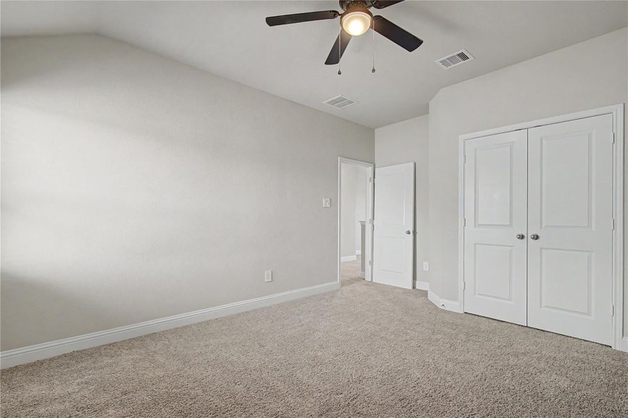 Spacious, unfurnished interior of a new home in , Tomball (Image 43). Spacious, unfurnished interior of a new home in , Tomball (Image 43).
