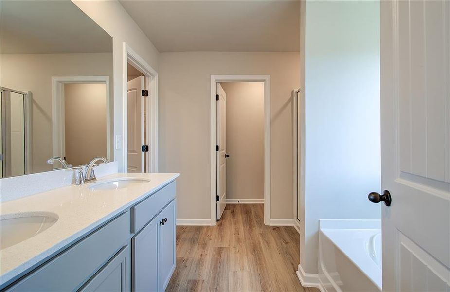 Furnished interior view inside a new home in Towne Center, Hampton (Image 12).