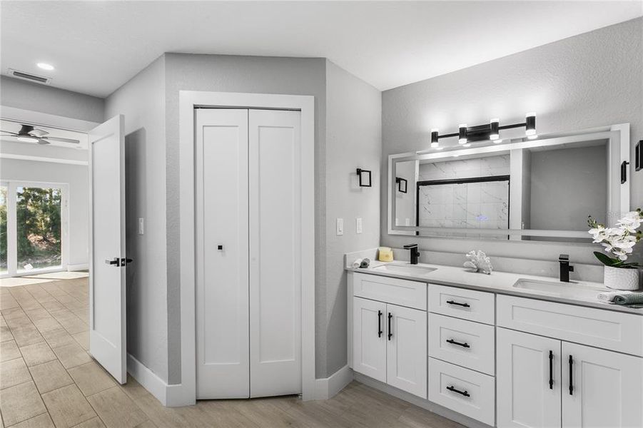 Furnished interior view inside a new home in , Cape Coral (Image 8).