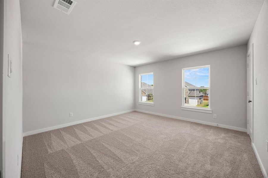 Spacious, unfurnished interior of a new home in Prestige Collection at Overland Grove, Forney (Image 13). Spacious, unfurnished interior of a new home in Prestige Collection at Overland Grove, Forney (Image 13).