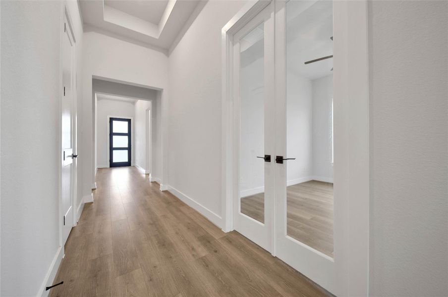 Spacious, unfurnished interior of a new home in , Rosharon (Image 43).
