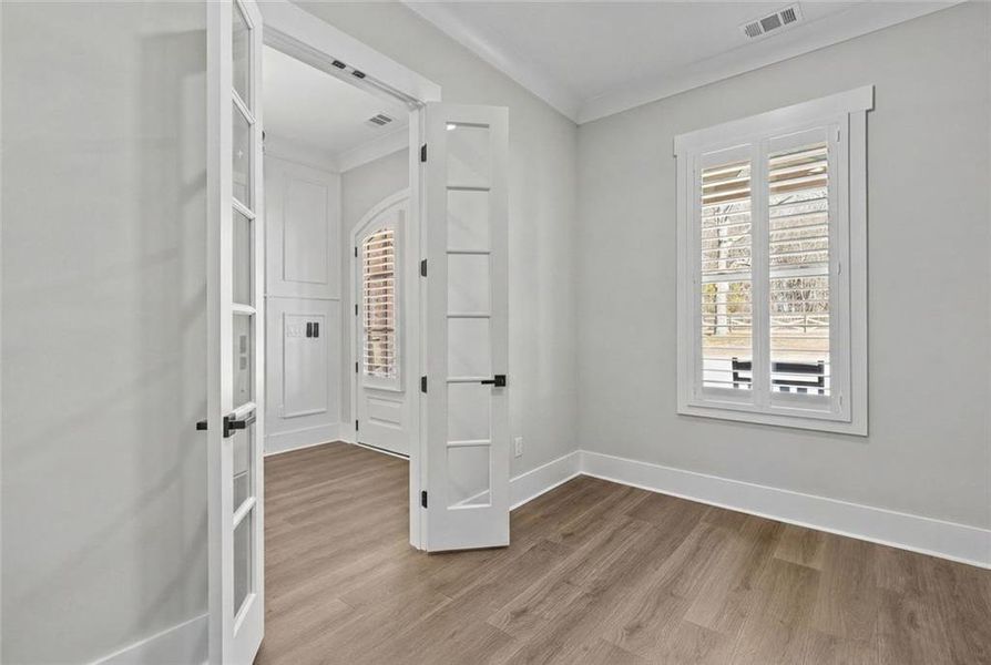 Spacious, unfurnished interior of a new home in , Bethlehem (Image 48).