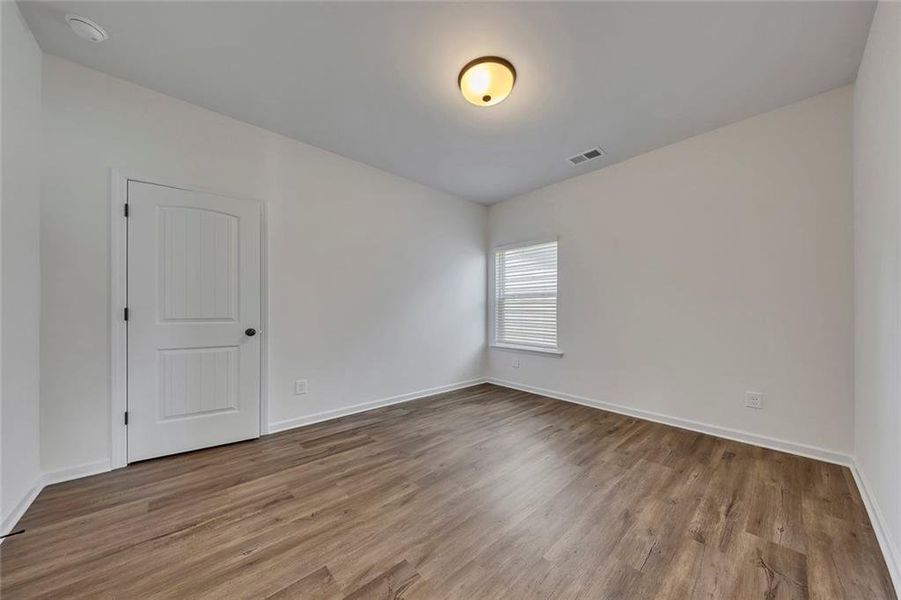Spacious, unfurnished interior of a new home in Laurel Park, Cartersville (Image 26).