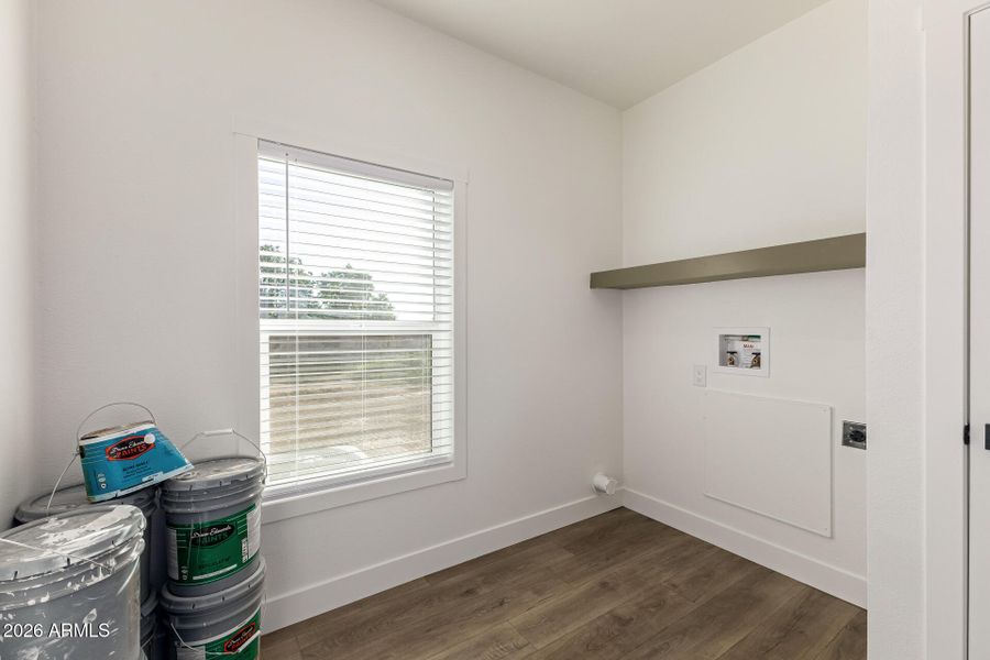 23059 W RANCHO LAREDO DR