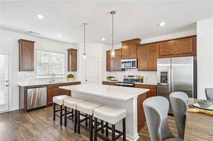 Furnished interior view inside a new home in Rosewood Farm, Lawrenceville (Image 11).