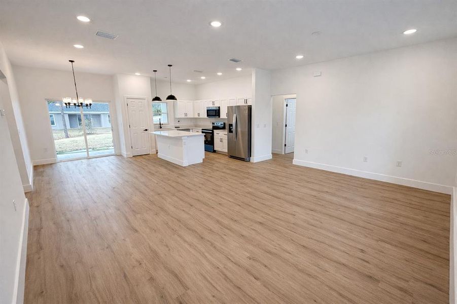 Spacious, unfurnished interior of a new home in , Citrus Springs (Image 21). Spacious, unfurnished interior of a new home in , Citrus Springs (Image 21).