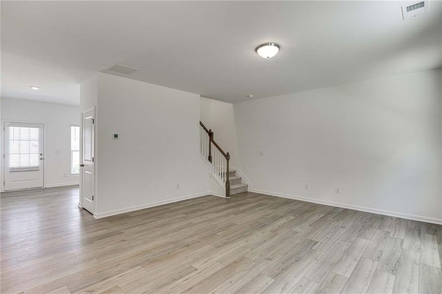 Spacious, unfurnished interior of a new home in Langston Reserve, Cartersville (Image 13).