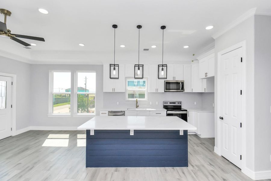 Furnished interior view inside a new home in , Dickinson (Image 12).