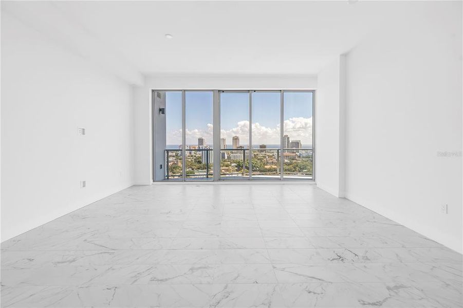 Spacious, unfurnished interior of a new home in , St. Petersburg (Image 24). Spacious, unfurnished interior of a new home in , St. Petersburg (Image 24).