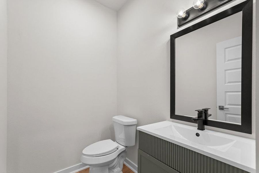 Furnished interior view inside a new home in , Dallas (Image 14).
