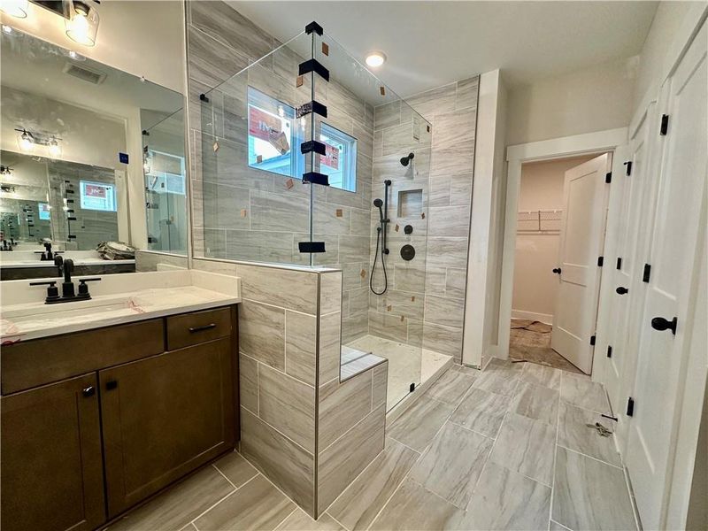 Furnished interior view inside a new home in Twin Lakes, Hoschton (Image 13).