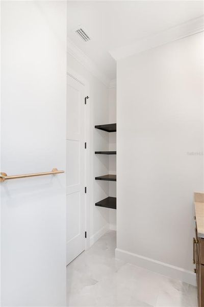 Spacious, unfurnished interior of a new home in , Port Charlotte (Image 23).