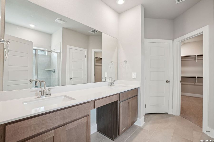 Furnished interior view inside a new home in Lark Canyon, New Braunfels (Image 8).