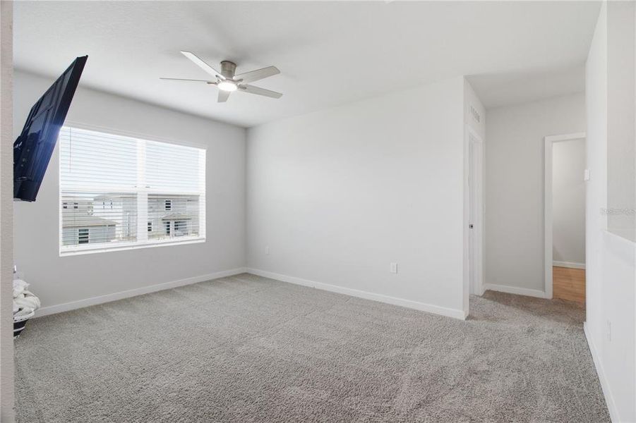 Spacious, unfurnished interior of a new home in Star Farms at Lakewood Ranch, Lakewood Ranch (Image 25). Spacious, unfurnished interior of a new home in Star Farms at Lakewood Ranch, Lakewood Ranch (Image 25).