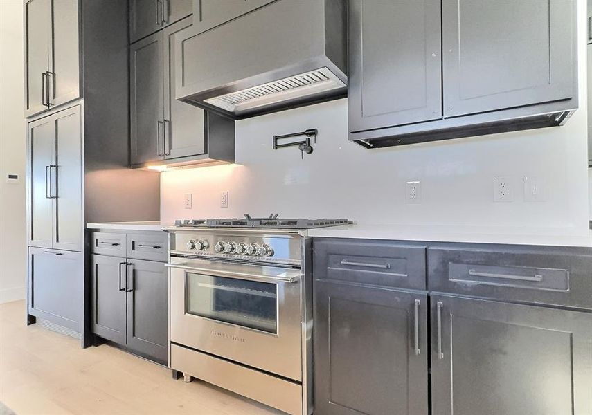 Image 14 of a home in . Image 14 of a home in .