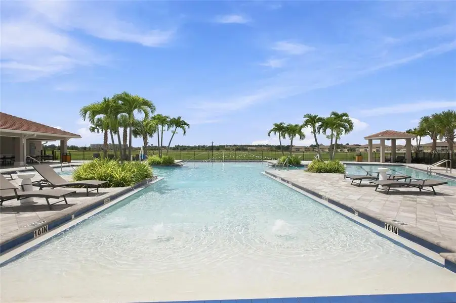 Community amenities in Central Parc, North Port (Image 37). Community amenities in Central Parc, North Port (Image 37).