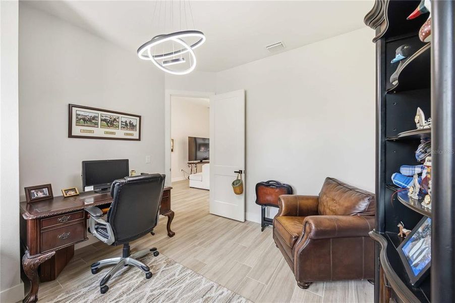 Furnished interior view inside a new home in , Port Charlotte (Image 42).